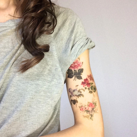 Floral Temporary tattoo. 5 Victorian Flower Femenine Tattoo Designs.